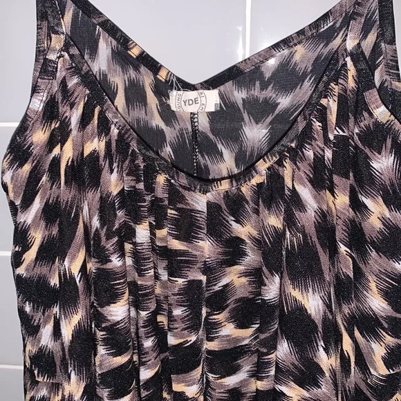 Layered Ruffle Front Top - Picture 4 of 14